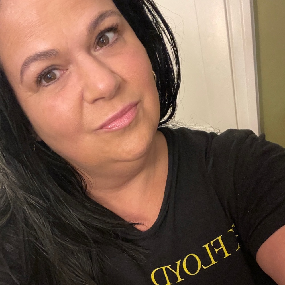 Meet your Posher, Michele